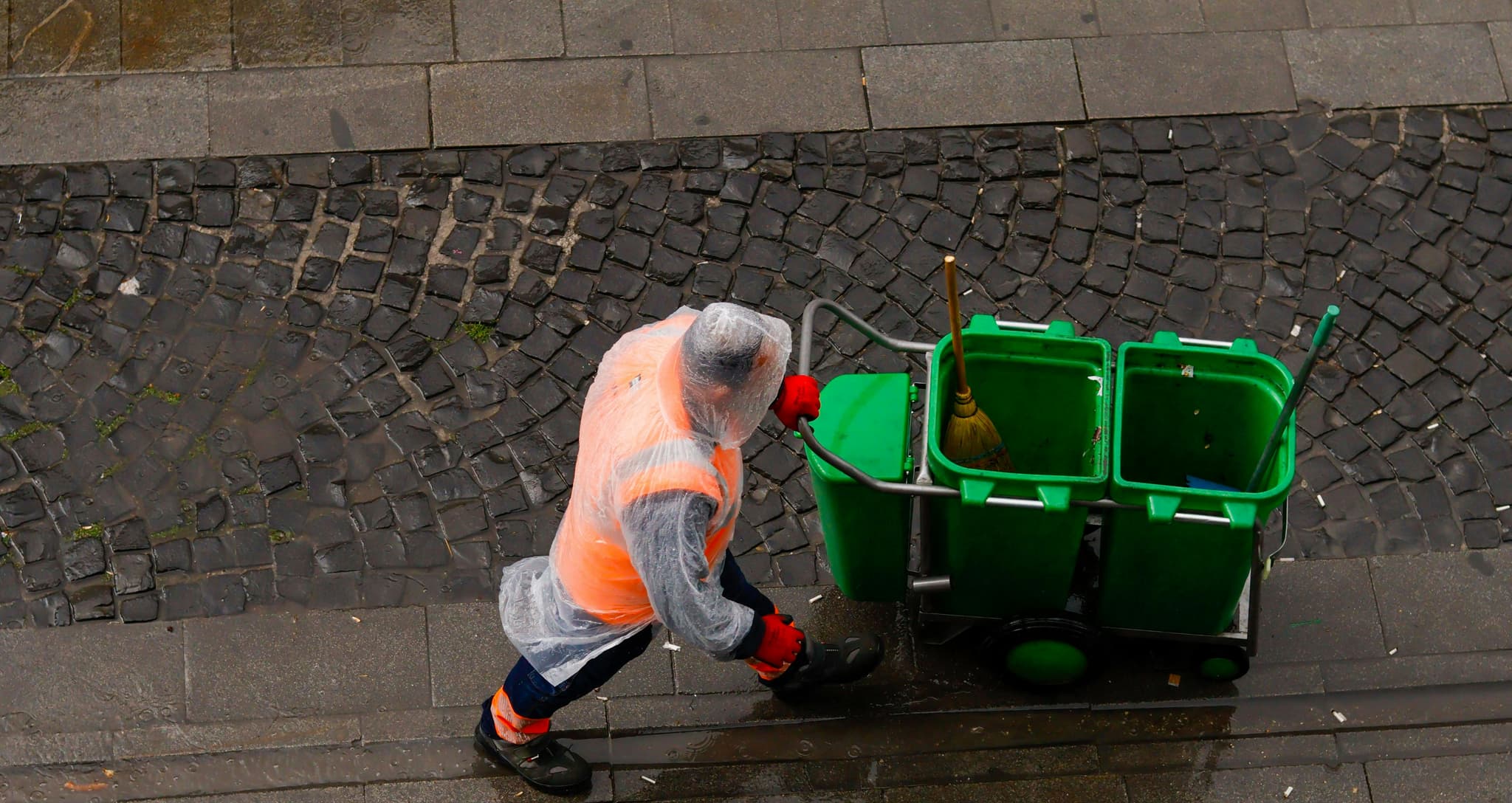 Plans directeurs de gestion des déchets et dépollution